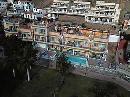 Golden Beach Puerto de Mogan