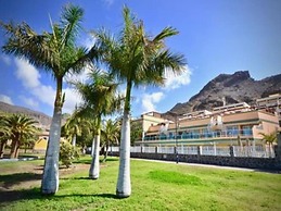 Golden Beach Puerto de Mogan