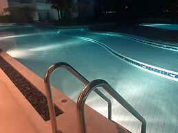 Best Pool Access Beachfront Nice Furnish 1bedroom