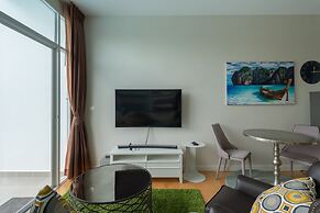 Hua Hin One Bedroom One Bathroom With Pool Access Beachfront Nice Furn