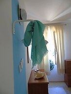 On Holiday Between Sky And Sea Geco Di Campiglia pet Friendly big Gard