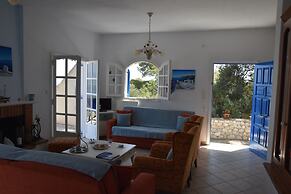 Villa Iokasti Sea View