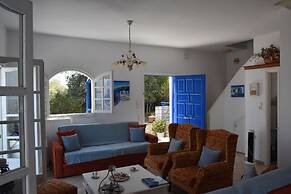 Villa Iokasti Sea View