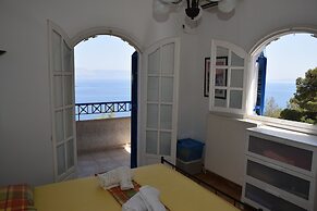 Villa Iokasti Sea View