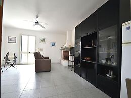 Charming Holiday Home Near The Beach With A Terrace, Parking Available