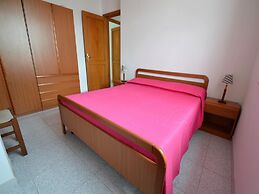 Charming Holiday Home Near The Beach With A Terrace, Parking Available