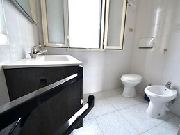 Charming Holiday Home Near The Beach With A Terrace, Parking Available