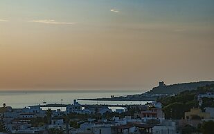 Apartment With Pool And Panoramic Terrace