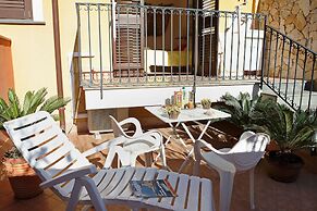 Adriana Casa Vacanze Holiday Tours In Sicily, wi fi, Parking Free, Nea