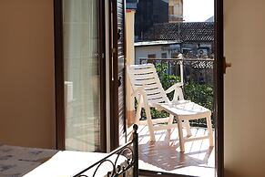 Adriana Casa Vacanze Holiday Tours In Sicily, wi fi, Parking Free, Nea