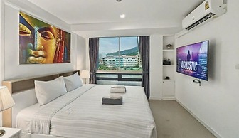 Kris - Modern Spacious 2 Bedroom Condo With Pool