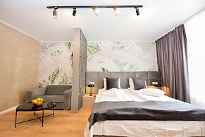 Park Studio Cismigiu Gardens - Quiet Room - Smart Tv