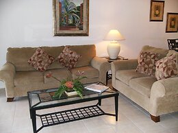 5 Bedroom Budget Home With Private Pool