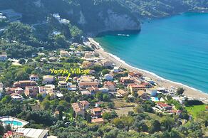 Yannis - Holiday Apartments on Agios Gordios Beach in Corfu