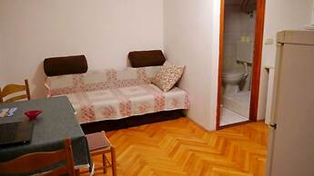 Cozy Apartment With sea View and one Bedroom