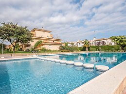 Fabulous Apartment Ideal for Families, Near the Beach