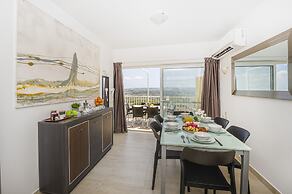 Summer Breeze Penthouse With Hot Tub