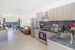 Summer Breeze Penthouse With Hot Tub