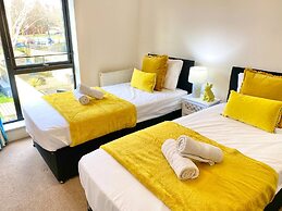 5-bed Townhouse Salford Deep Cleaned