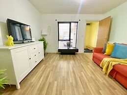 5-bed Townhouse Salford Deep Cleaned