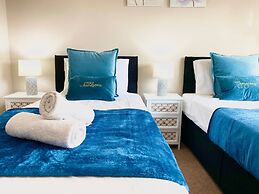 5-bed Townhouse Salford Deep Cleaned