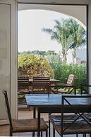 Apartment 2 With Pool And Sea View