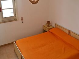 Cosy Apartment Near The Beach With Balcony - Pets Allowed