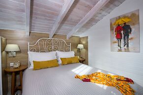 Villa Splantzia-heated Pool-garden-2 min Chania Port