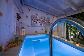 Villa Splantzia-heated Pool-garden-2 min Chania Port