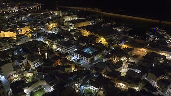 Villa Splantzia-heated Pool-garden-2 min Chania Port