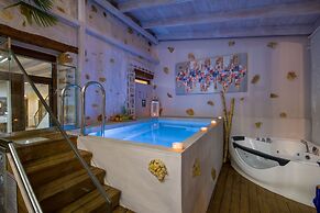 Villa Splantzia-heated Pool-garden-2 min Chania Port