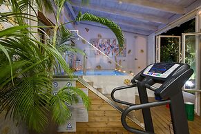 Villa Splantzia-heated Pool-garden-2 min Chania Port