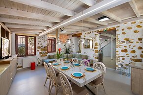 Villa Splantzia-heated Pool-garden-2 min Chania Port