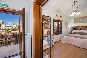 Villa Splantzia-heated Pool-garden-2 min Chania Port