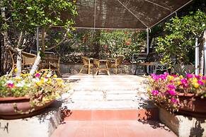 Sea Front Apartment 5 Beds With Balcony 250 Meters From the Beach