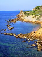 Sea Front Apartment 5 Beds With Balcony 250 Meters From the Beach