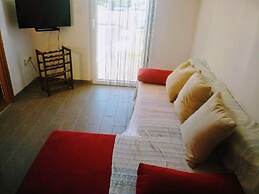 Charming Apartment in Vrsi Mulo, Great Place in Dalmatia for Family Va