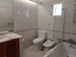 Villa 81 Great Spot Oura Beach, Albufeira