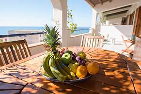 Sea Front Apartment 4 Beds With Balcony 250 Meters From the Beach