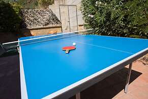 Sea Front Apartment 4 Beds With Balcony 250 Meters From the Beach