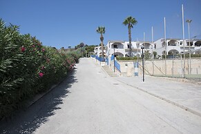 Sea Front Apartment 4 Beds With Balcony 250 Meters From the Beach