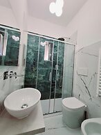 Rhome Sweet Rhome Suite