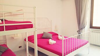 Rhome Sweet Rhome Suite