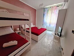 Rhome Sweet Rhome Suite