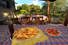 Agriturismo Bellosguardo - Apartament 45 Person