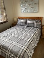 Waterfront House In The Heart Of St Neots