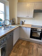 Waterfront House In The Heart Of St Neots