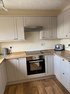 Waterfront House In The Heart Of St Neots