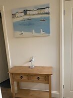 Waterfront House In The Heart Of St Neots