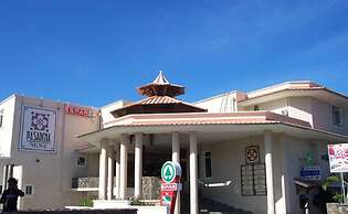 Lovely Apartment in Flic en Flac, Close to the Lovely Beach and all Am